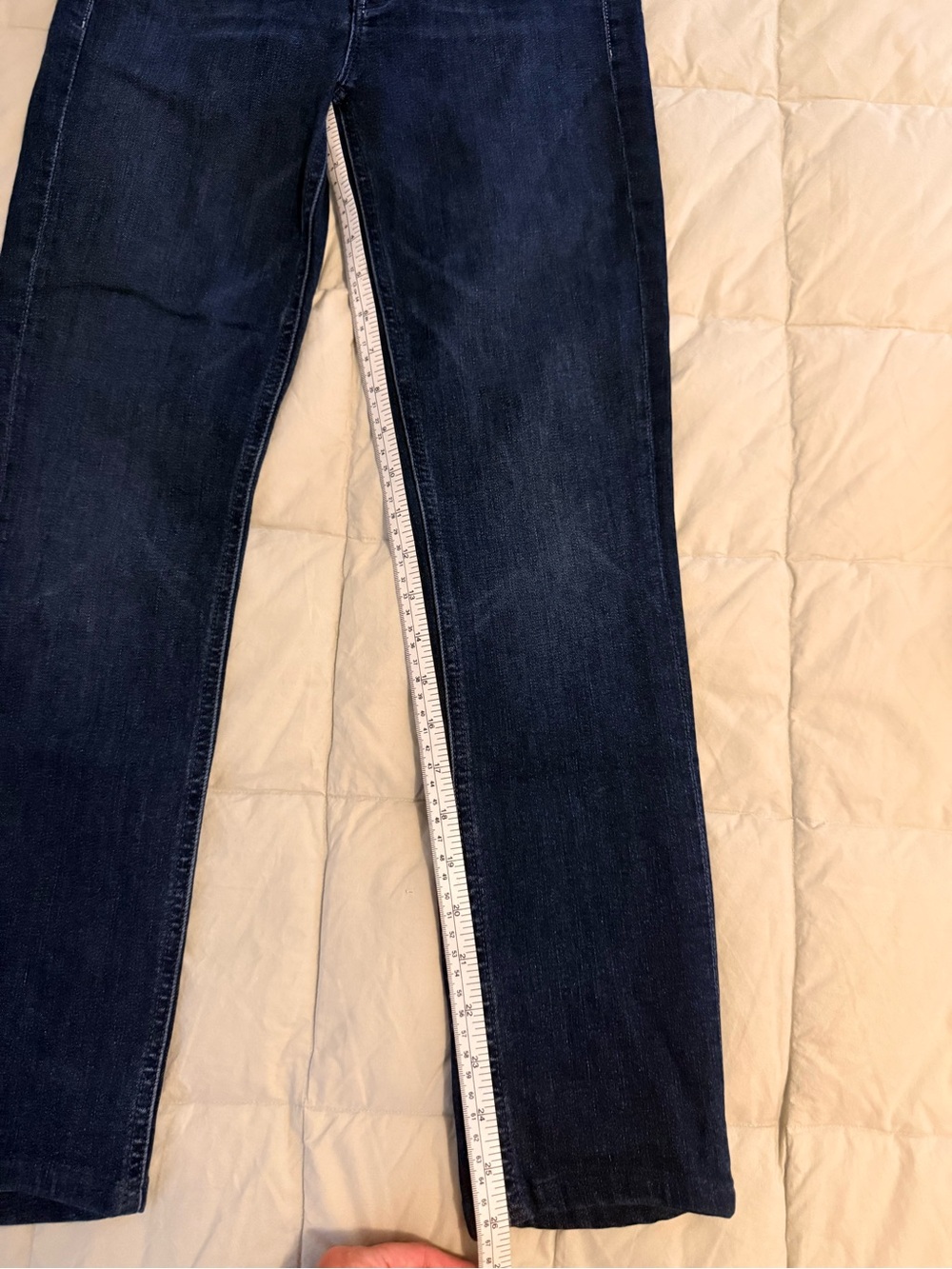 MOTHER The Dazzler Hover Jeans Invitation Only Size 26 Distressed Dark Blue - Picture 12 of 16